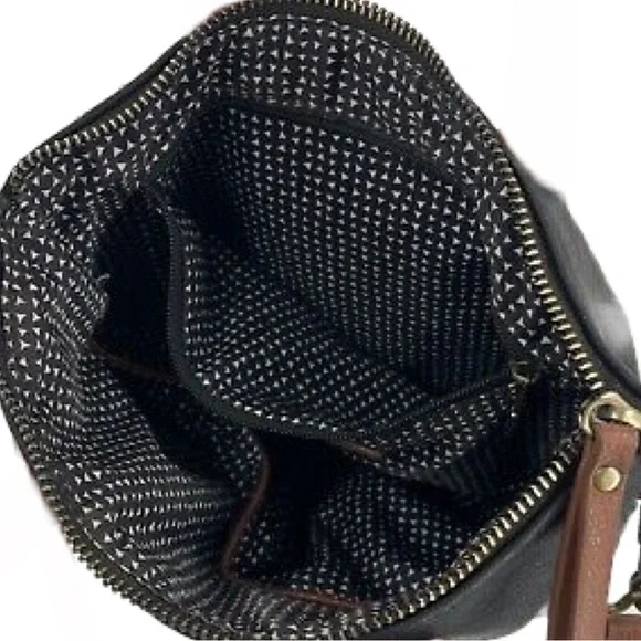 Antik Kraft Bree Crossbody Bag - Picture 4 of 5